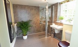 Gild-Low-Bathroom-resize
