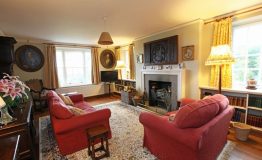 Gild-Low-Drawing-Room-resize