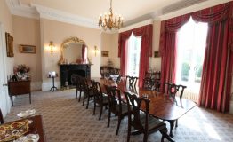Hallfield-Hall-dining-room