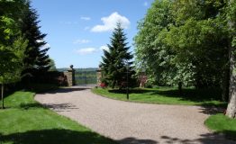 Hallfield-Hall-entrance