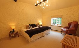 1525master-bedroom-resize-1