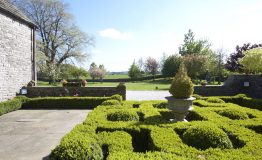353knot-garden-2-resize-1