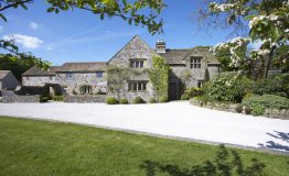 353old-farmhouse-resize-1