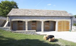 353stables-resize-1