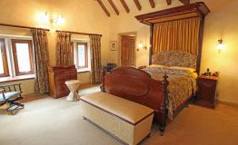 Main-bedroom-resize