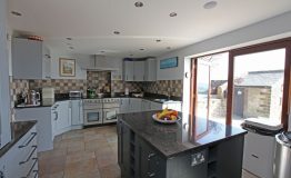 Kitchen-area-resize