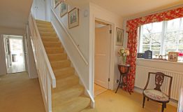Entrance-hall-resize